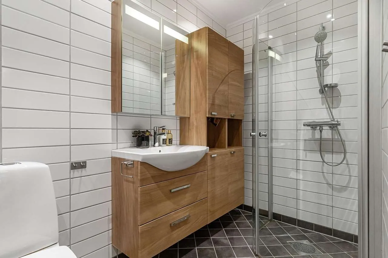 Bathroom Tiles: A Practical Guide to Style and Durability